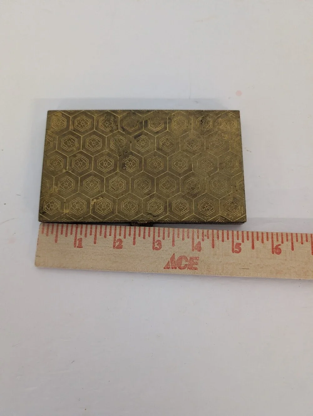 Vintage Cigarette Hexagon Pattern Brass Case - Gold Tone